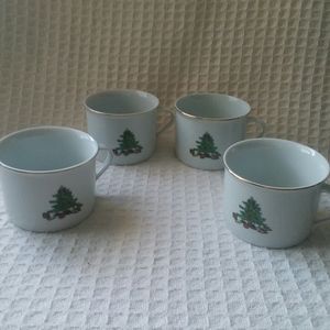 Holiday Hostess Set of 4 Christmas Tree Cups